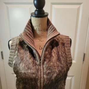 NWT Woman's Faux Fur Double zip Vest